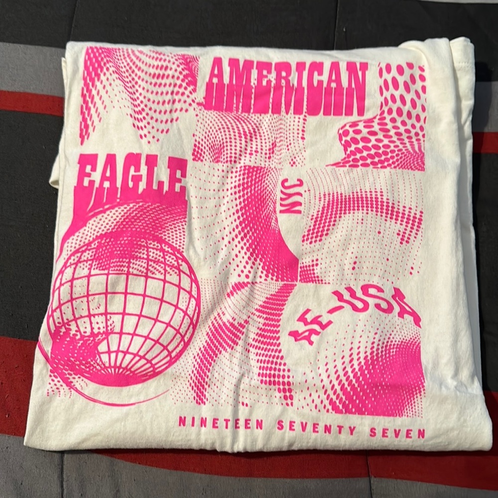 American Eagle Graphic T-Shirt